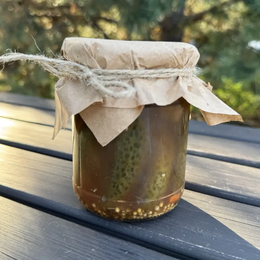 Огірки мариновані з томатним соком